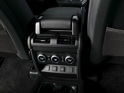 Used 2025 Land Rover Defender 130 V8 image 11