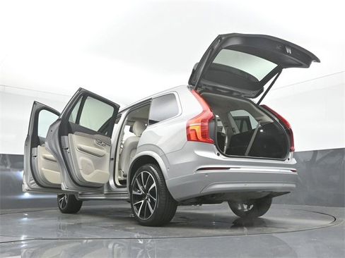 Used 2023 Volvo XC90 B6 Plus w/ Protection Package image 56