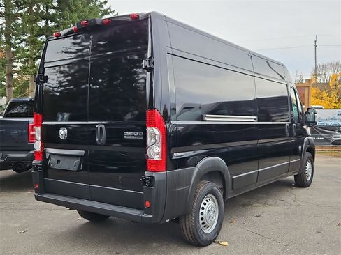 New 2026 RAM ProMaster 2500 w/ Convenience Group image 7