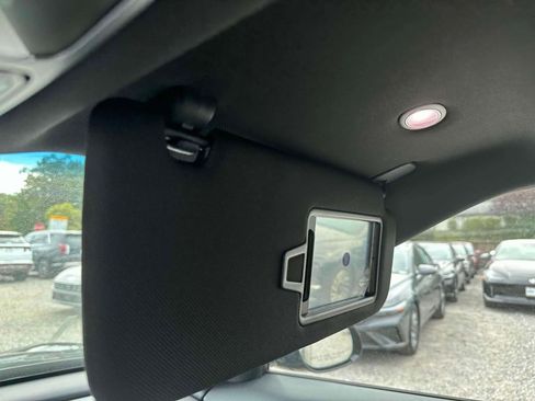 New 2025 Genesis GV60 Advanced image 30