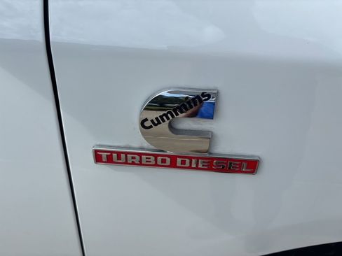 Used 2024 RAM 2500 Laramie AWD/4WD image 6