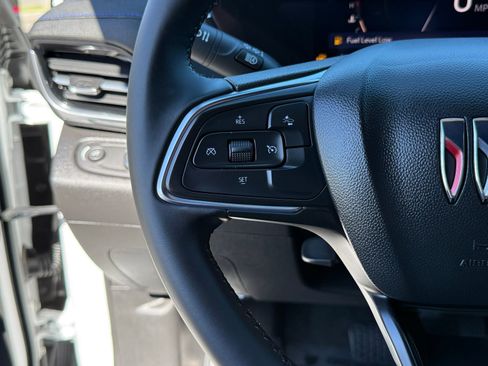 Used 2024 Buick Envista Sport Touring image 23