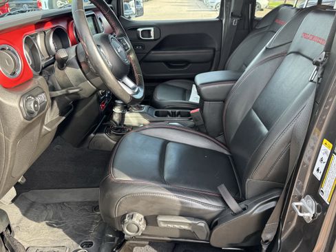 Used 2019 Jeep Wrangler Unlimited Rubicon image 10