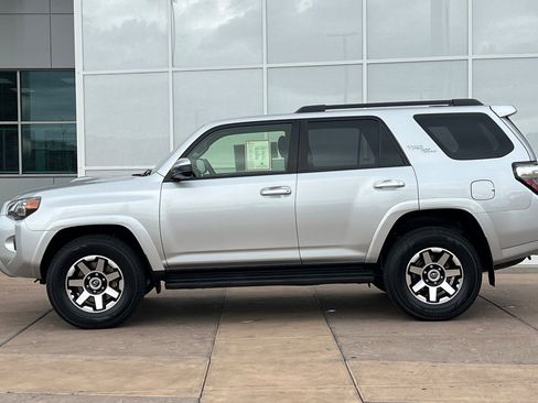 Certified 2024 Toyota 4Runner TRD Off-Road image 8