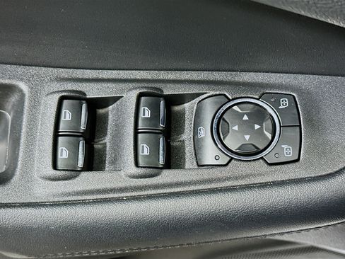 Used 2024 Ford Edge SEL image 15