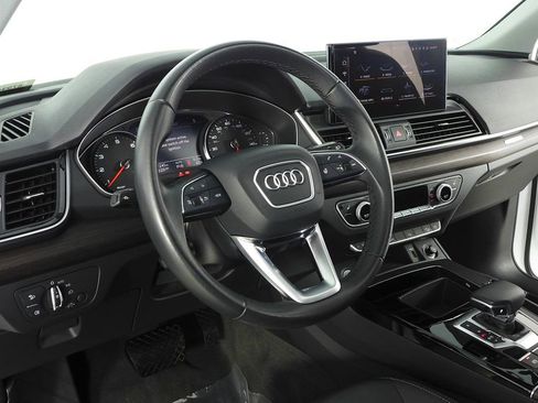 Used 2023 Audi Q5 2.0T Premium w/ Convenience Package AWD/4WD image 31