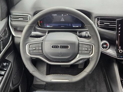 Used 2024 Jeep Wagoneer 4WD image 22