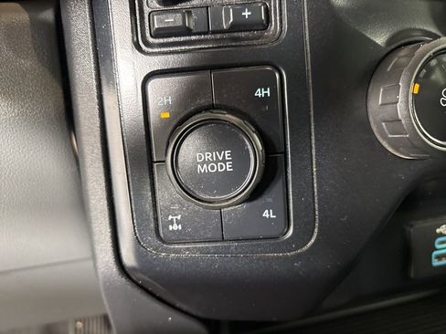 Used 2024 Ford F250 XLT w/ FX4 Off-Road Package image 15