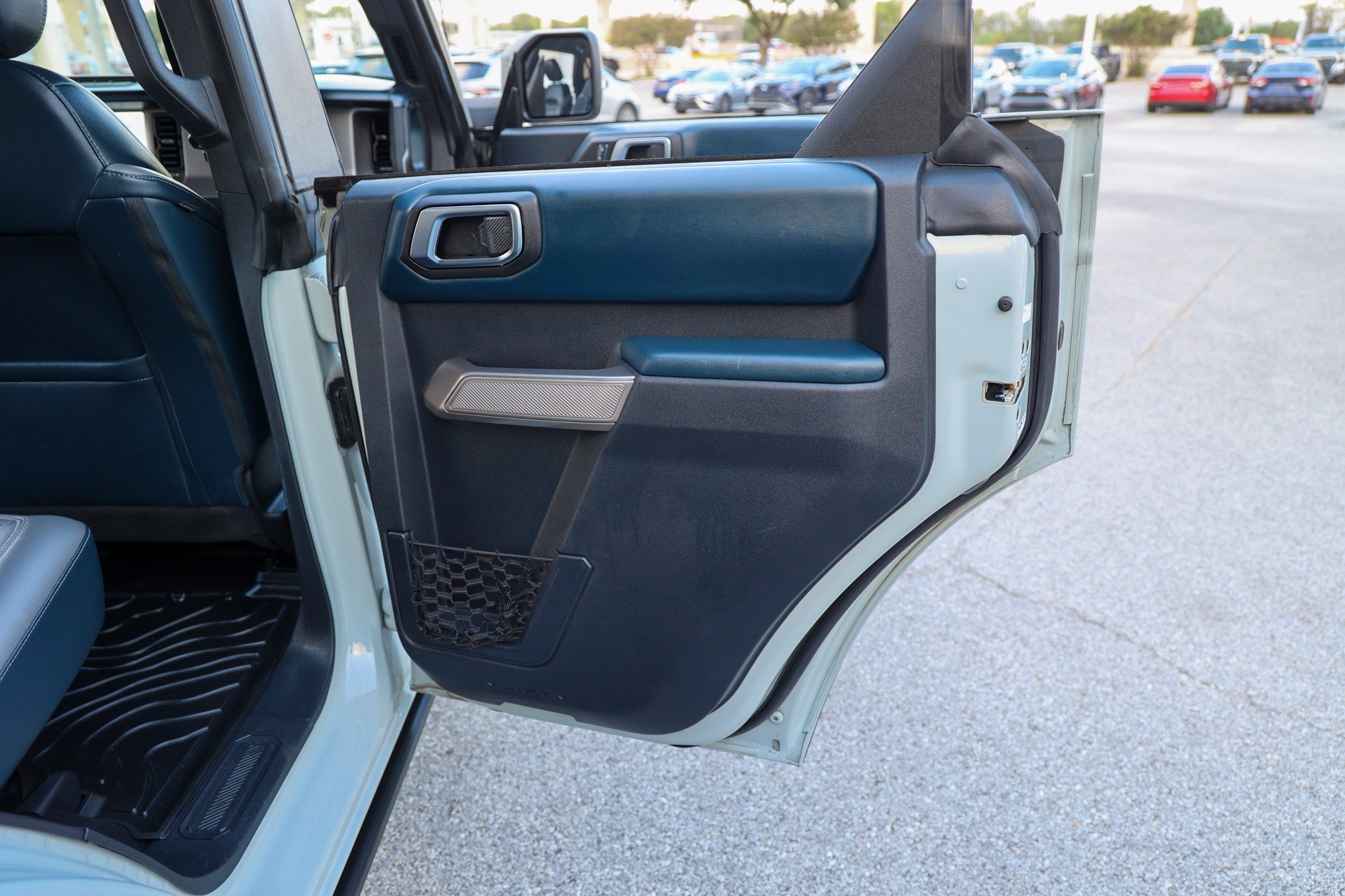 Used 2022 Ford Bronco Outer Banks AWD/4WD image 39