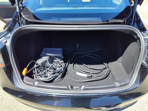 Used 2018 Tesla Model 3 Long Range RWD image 14