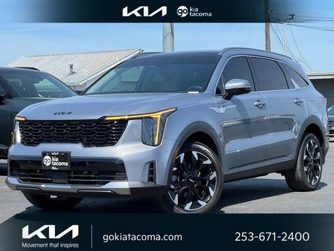 Certified 2025 Kia Sorento EX w/ Panoramic Sunroof Package AWD/4WD image 1