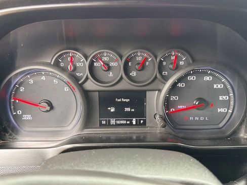 Used 2019 GMC Sierra 1500 4x4 Crew Cab w/ Convenience Package image 21