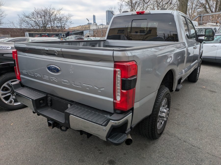 Used 2023 Ford F250 Lariat AWD/4WD image 6