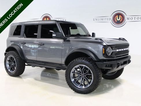 Used 2025 Ford Bronco Badlands AWD/4WD image 1