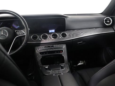 Used 2021 Mercedes-Benz E 350 4MATIC Sedan w/ Premium Package image 35