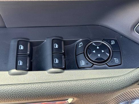 Used 2024 Ford Expedition Limited AWD/4WD image 16