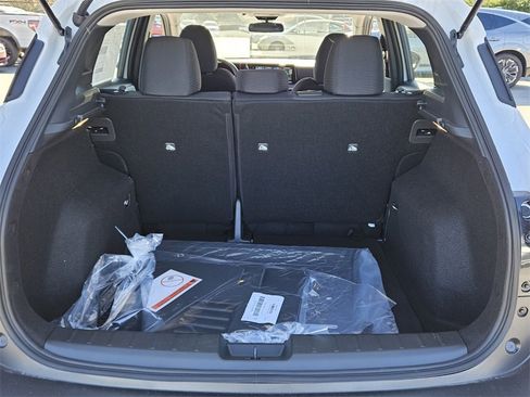 New 2026 Nissan Kicks S image 10