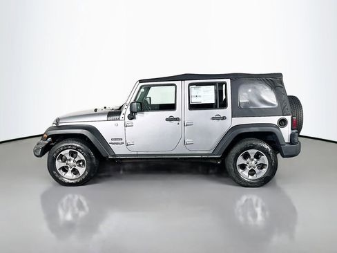 Used 2015 Jeep Wrangler Unlimited Sport w/ Connectivity Group image 4