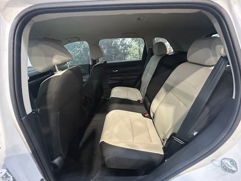 Used 2023 Honda CR-V LX image 10