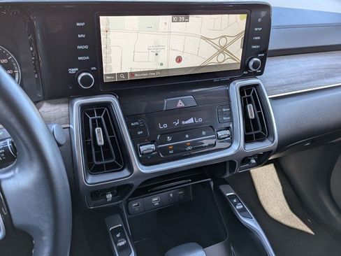 Used 2023 Kia Sorento X-Line EX AWD/4WD image 15
