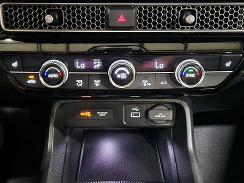 Used 2022 Honda Civic EX-L image 36