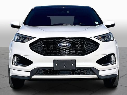 Used 2020 Ford Edge ST-Line w/ Cold Weather Package image 3