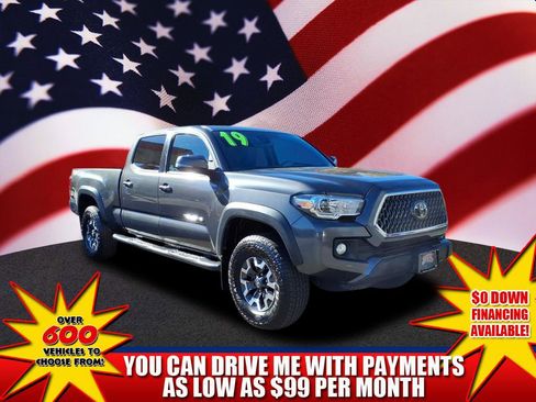 Certified 2019 Toyota Tacoma TRD Off-Road image 1