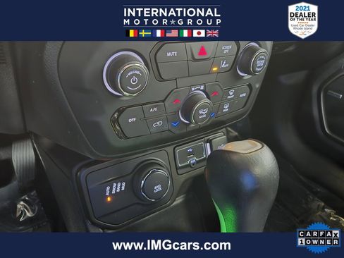 Used 2021 Jeep Renegade Limited w/ Sun & Sound Group image 28