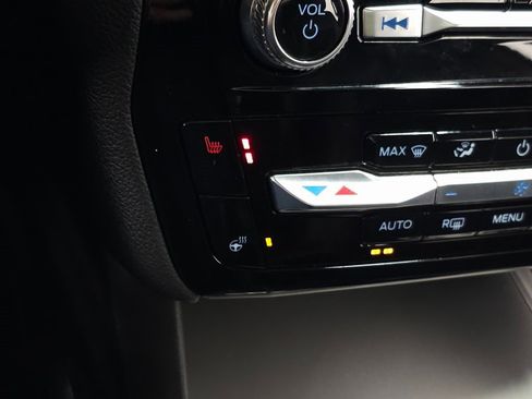 Used 2023 Ford Explorer ST-Line w/ Class IV Trailer Tow Package image 32