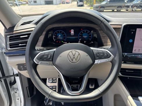 Used 2026 Volkswagen Atlas SEL Premium R-Line AWD/4WD image 29