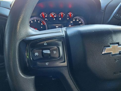 Used 2020 Chevrolet Silverado 2500 Custom w/ Custom Value Package image 35