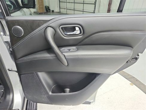 Used 2021 INFINITI QX80 Luxe image 42