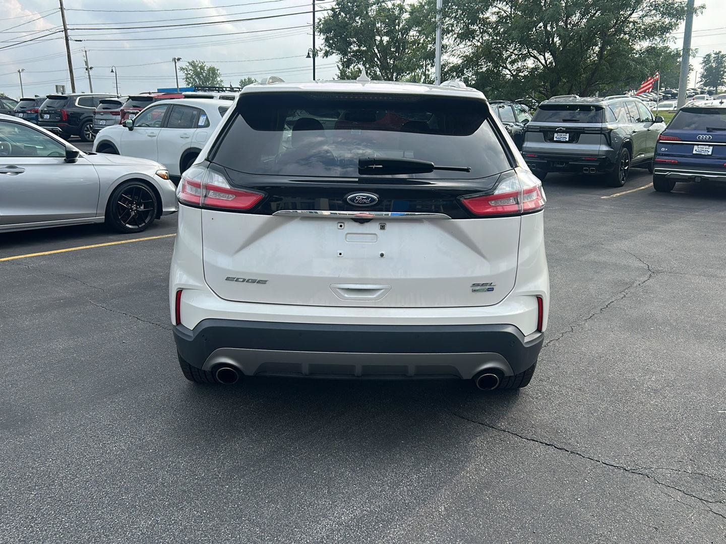 Used 2019 Ford Edge SEL w/ Equipment Group 201A AWD/4WD image 5