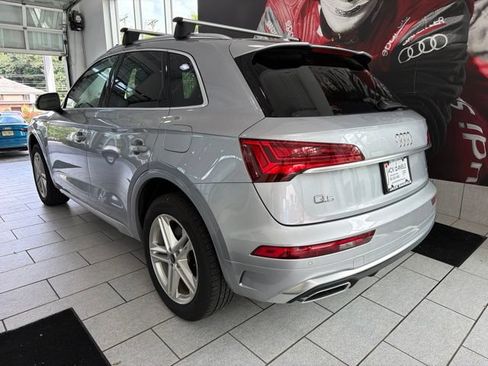 Used 2024 Audi Q5 e Premium Plus w/ Premium Plus Package AWD/4WD image 2