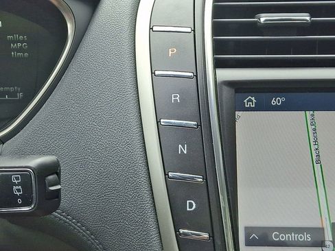 Used 2020 Lincoln Nautilus Reserve w/ Cargo Utility Package AWD/4WD image 15
