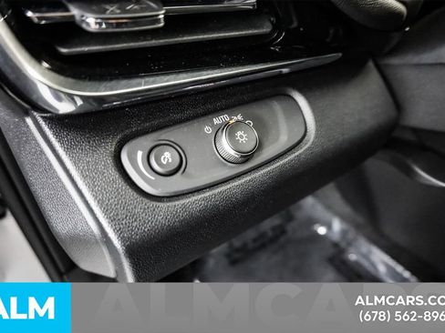 Used 2025 Buick Envista Sport Touring image 31