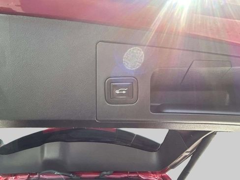 Used 2020 Cadillac XT5 Premium Luxury image 22