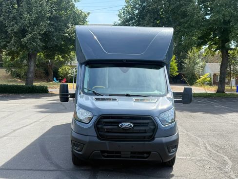 Used 2022 Ford Transit 350 DRW RWD image 9