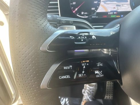Certified 2025 Mercedes-Benz GLE 450e 4MATIC image 29