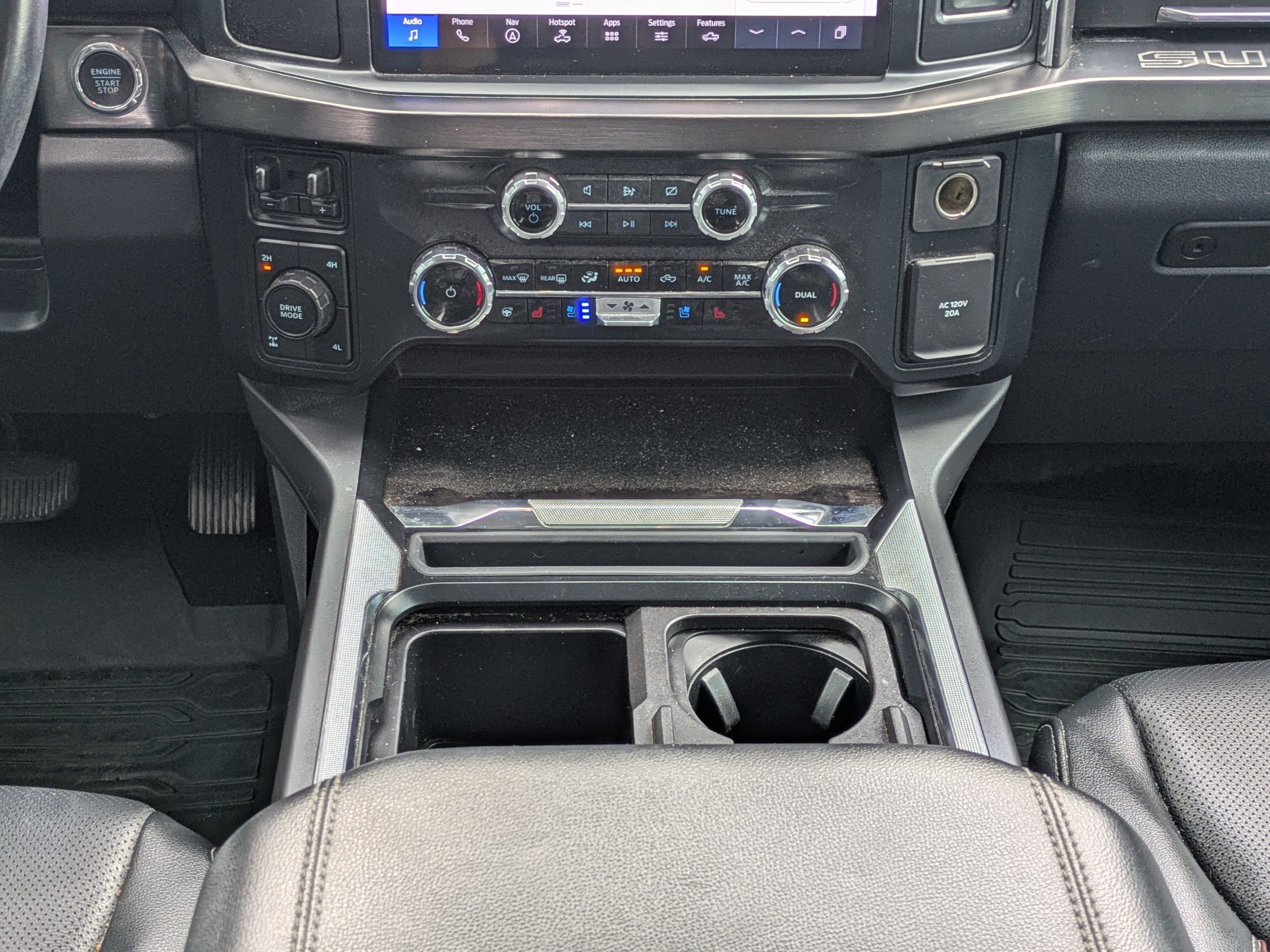 Used 2024 Ford F350 Lariat w/ Sport Appearance Package AWD/4WD image 18