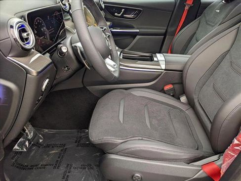 New 2025 Mercedes-Benz GLC 63 AMG S image 4