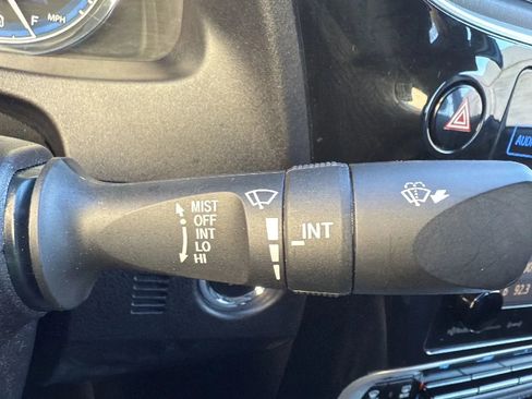 Used 2019 Toyota Corolla SE w/ SE Premium Package image 13