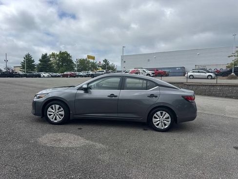 Used 2025 Nissan Sentra S FWD image 8