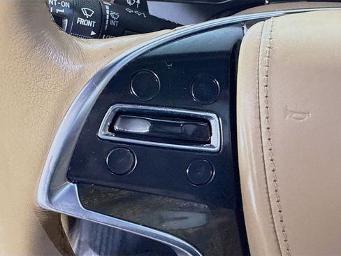 Used 2020 Cadillac Escalade Platinum AWD/4WD image 14