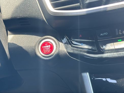 Used 2017 Honda Accord EX-L image 24