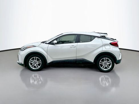 Used 2021 Toyota C-HR LE image 4
