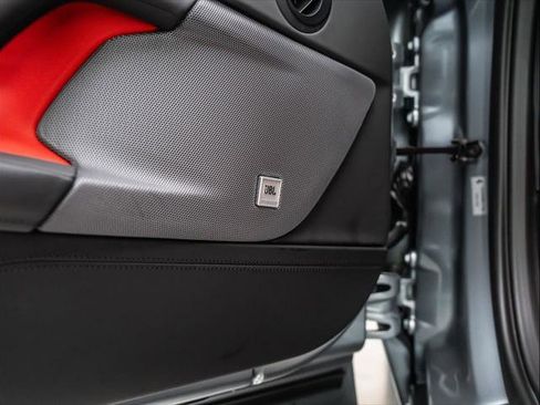 Used 2019 Ferrari GTC4Lusso image 26