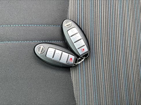 Used 2023 Nissan Leaf S FWD image 34