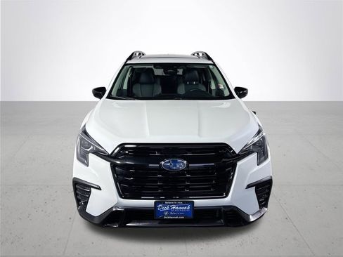 Used 2025 Subaru Ascent Onyx Edition w/ Onyx Package image 3