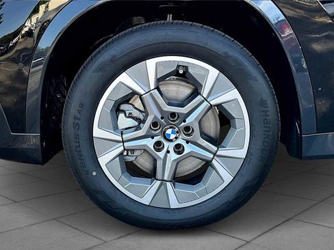 New 2025 BMW X1 xDrive28i w/ Convenience Package image 11